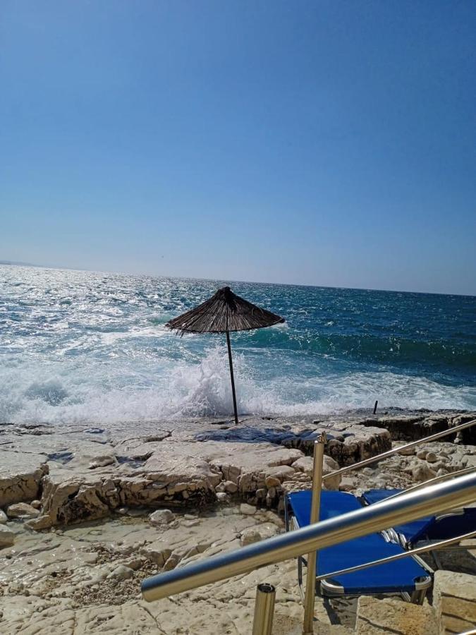 Riviera Rooms Саранде Екстериор снимка