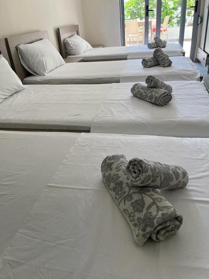 Riviera Rooms Саранде Екстериор снимка