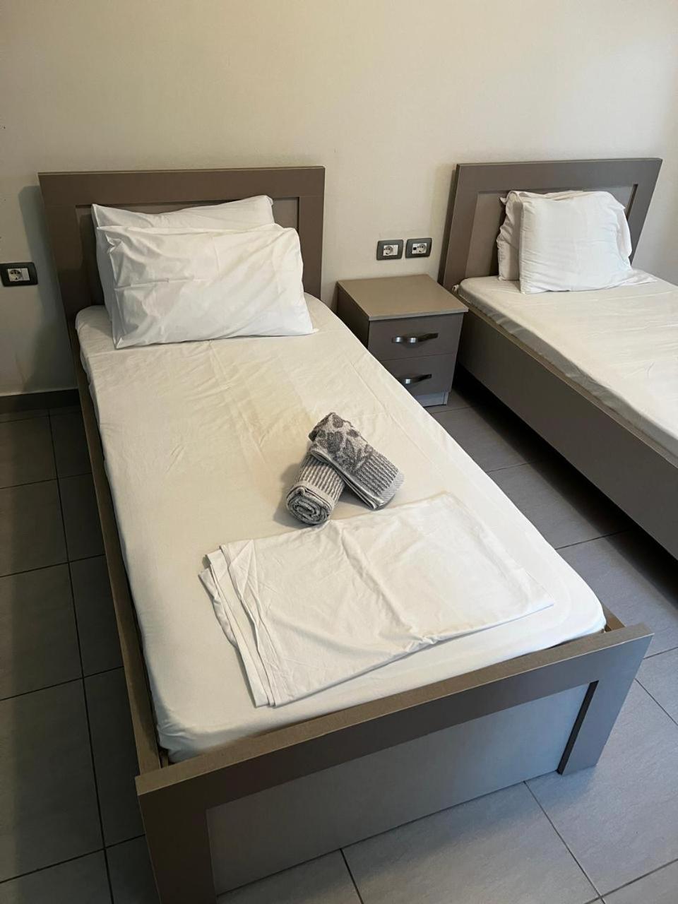 Riviera Rooms Саранде Екстериор снимка