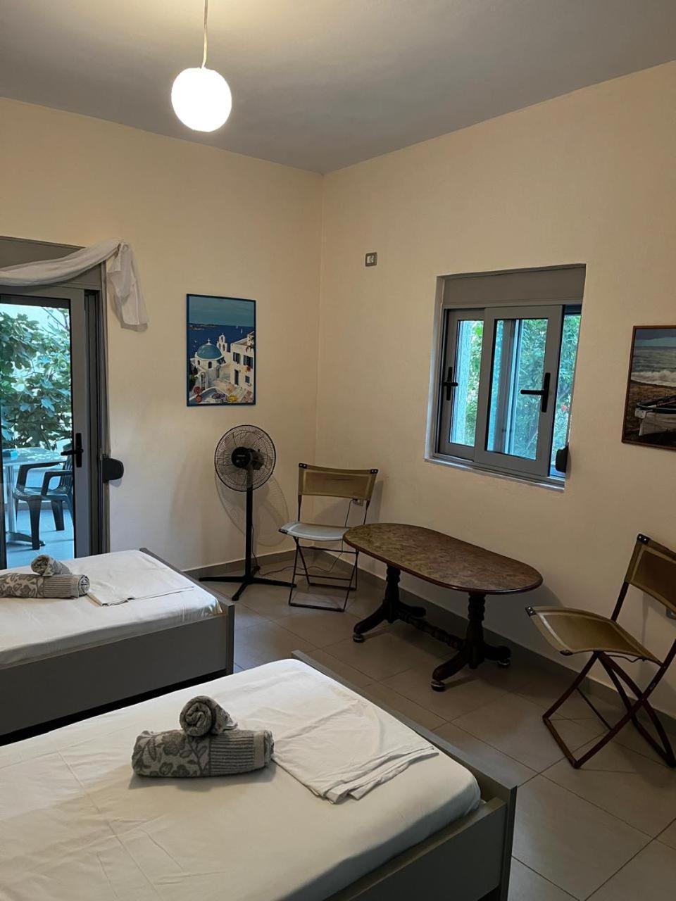 Riviera Rooms Саранде Екстериор снимка