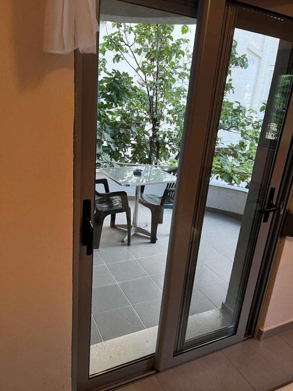 Riviera Rooms Саранде Екстериор снимка