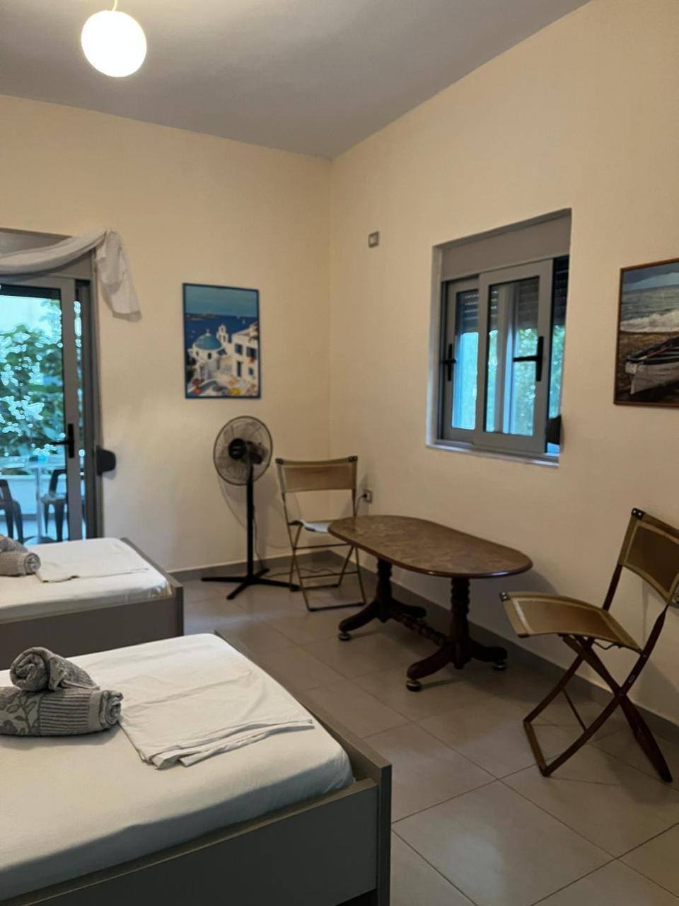 Riviera Rooms Саранде Екстериор снимка